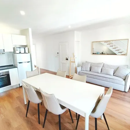Mivo Balcony Duplex With River View Apartment *