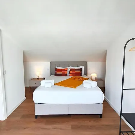 Mivô Balcony Duplex With River View